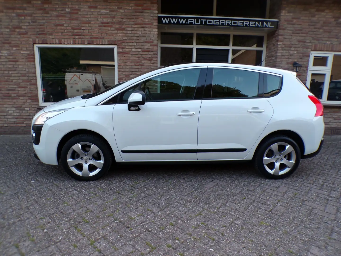Peugeot 3008 1.6 VTi Première Wit - 2