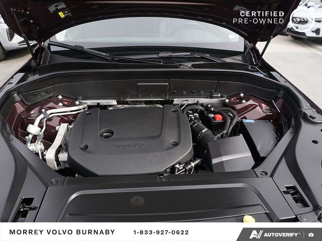 2026 Volvo XC90 Plus Bright Theme - 7 Passenger AWD | Rare Colour thumb 9
