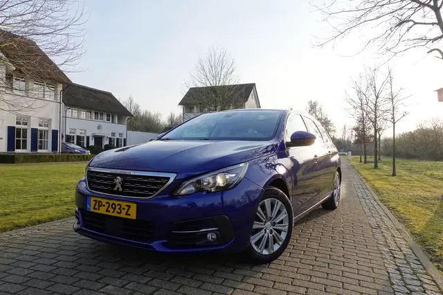 Peugeot 308 SW 1.2 PureTech Allure | Camera | CarPlay | Trekha