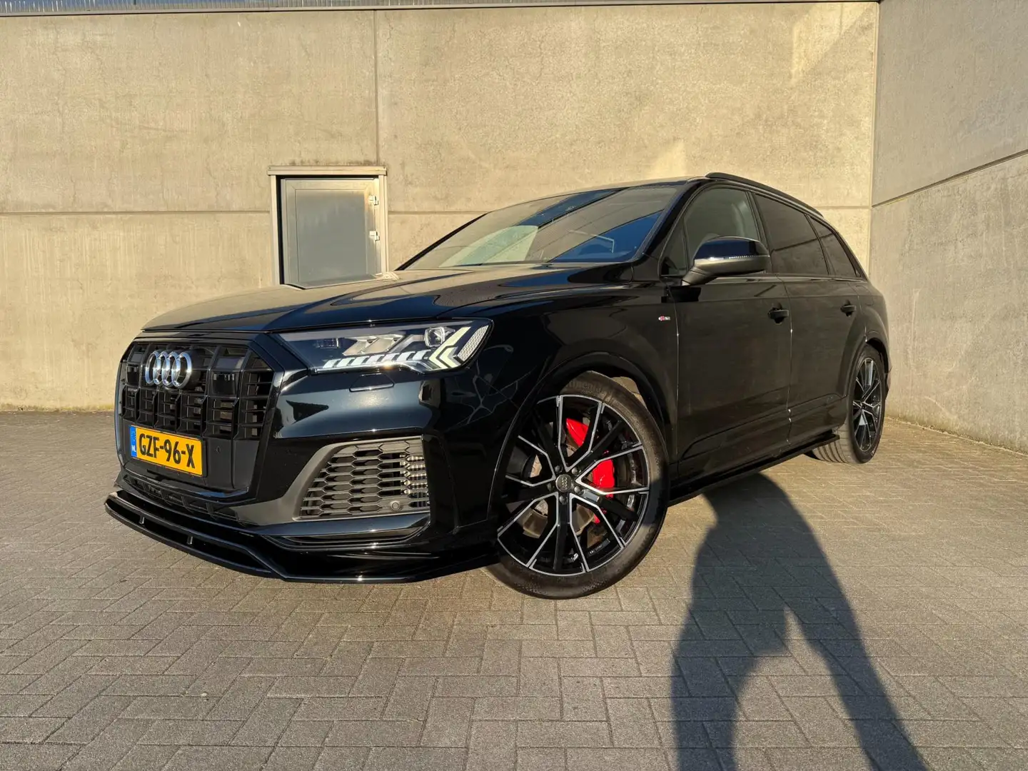 Audi Q7 60 TFSI e quattro Competition, PANO, MAXTON DESIGN Schwarz - 2