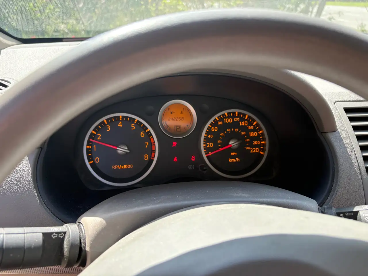 Nissan Sentra снимка Nissan Sentra
