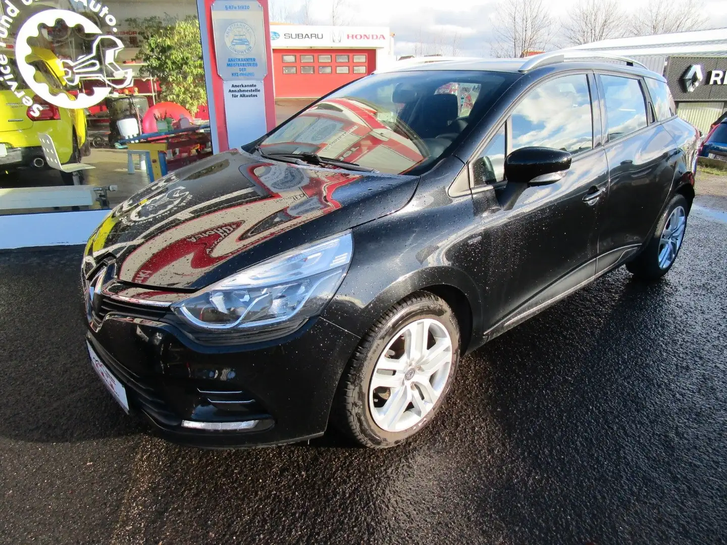 Renault Clio TCe 90 Limited Grandtour Black - 1