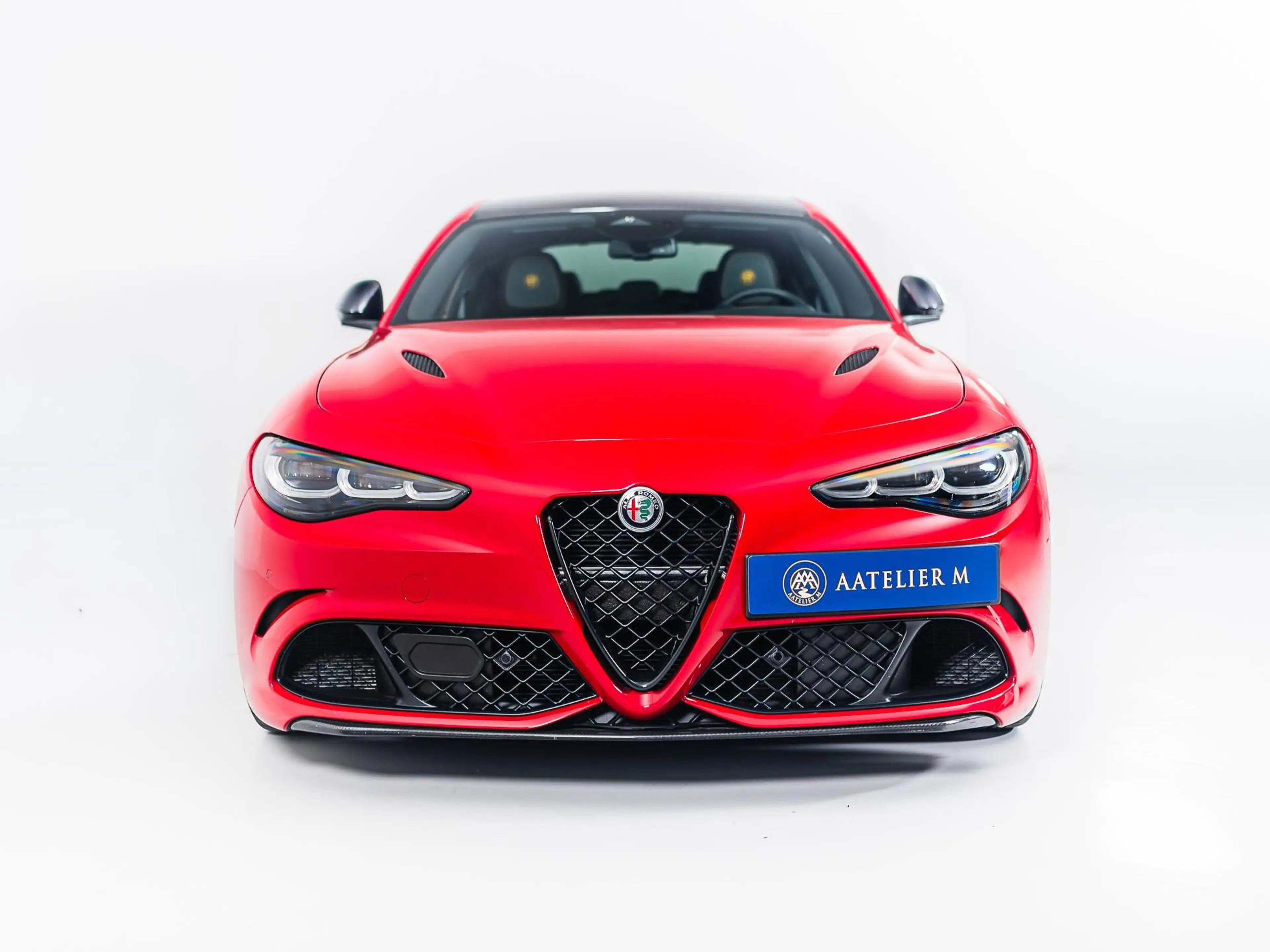 Alfa Romeo Giulia Giulia 2.9 V6 Bi-Turbo AT8 Quadrifoglio Oro — photo 4