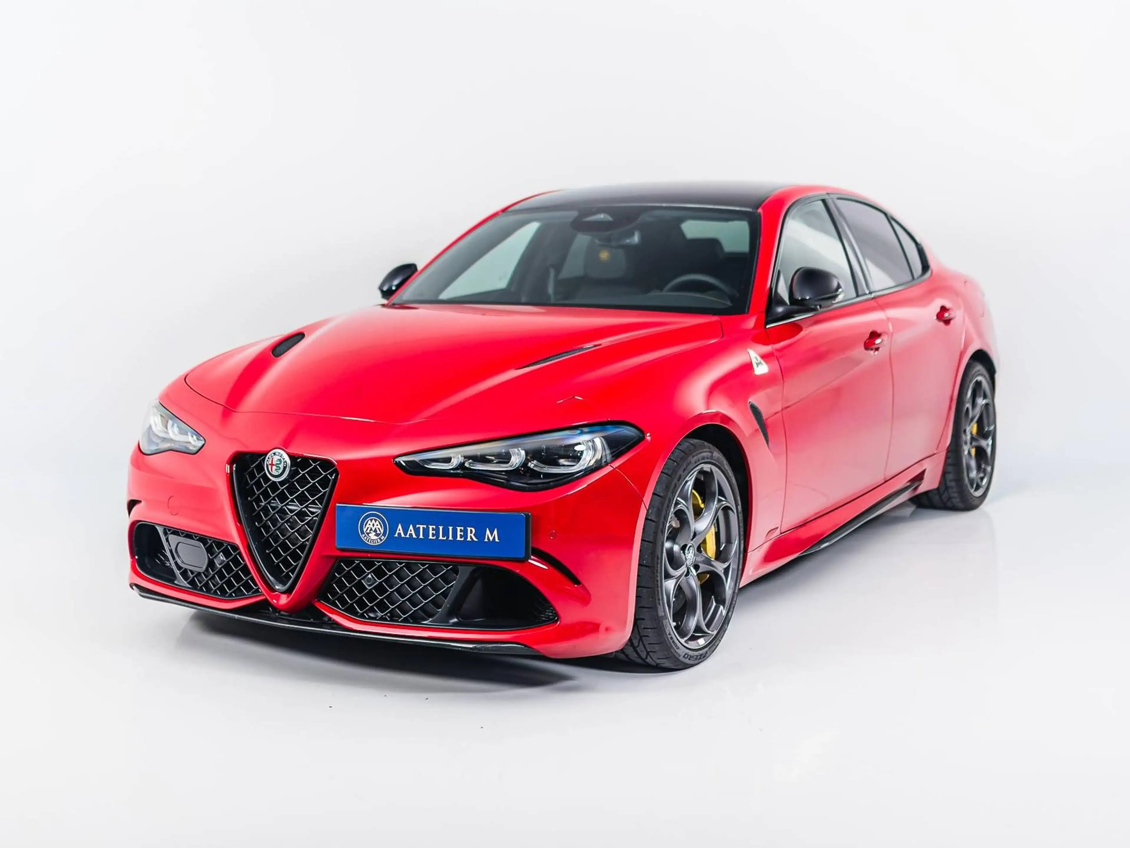 Alfa Romeo Giulia Giulia 2.9 V6 Bi-Turbo AT8 Quadrifoglio Oro — photo 11