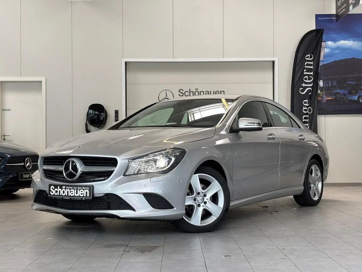 Mercedes-Benz CLA 200 Coupé DISTR+KAMERA+TOTW+NAVI+EDW+THERMO Silber - 1