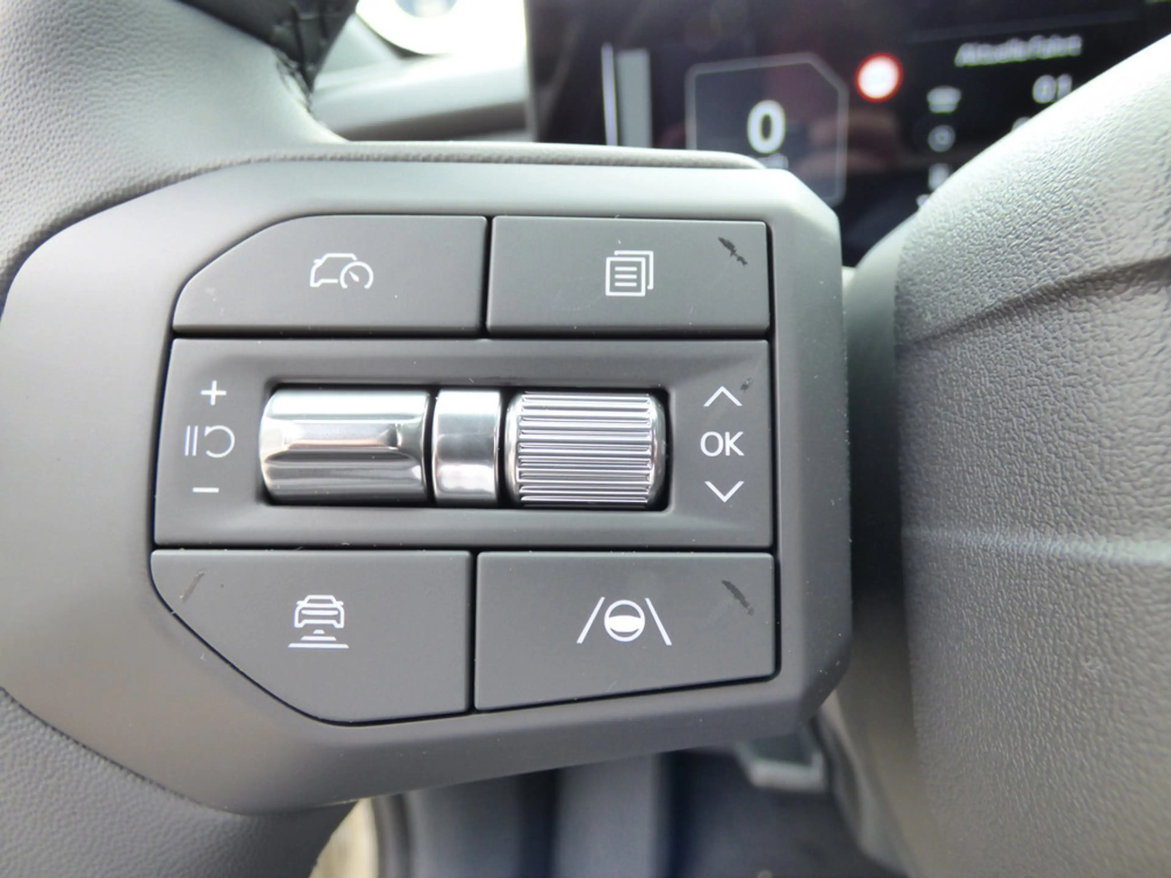 Kia Seltos 1.6T 180 DCT X-LINE STD — photo 11