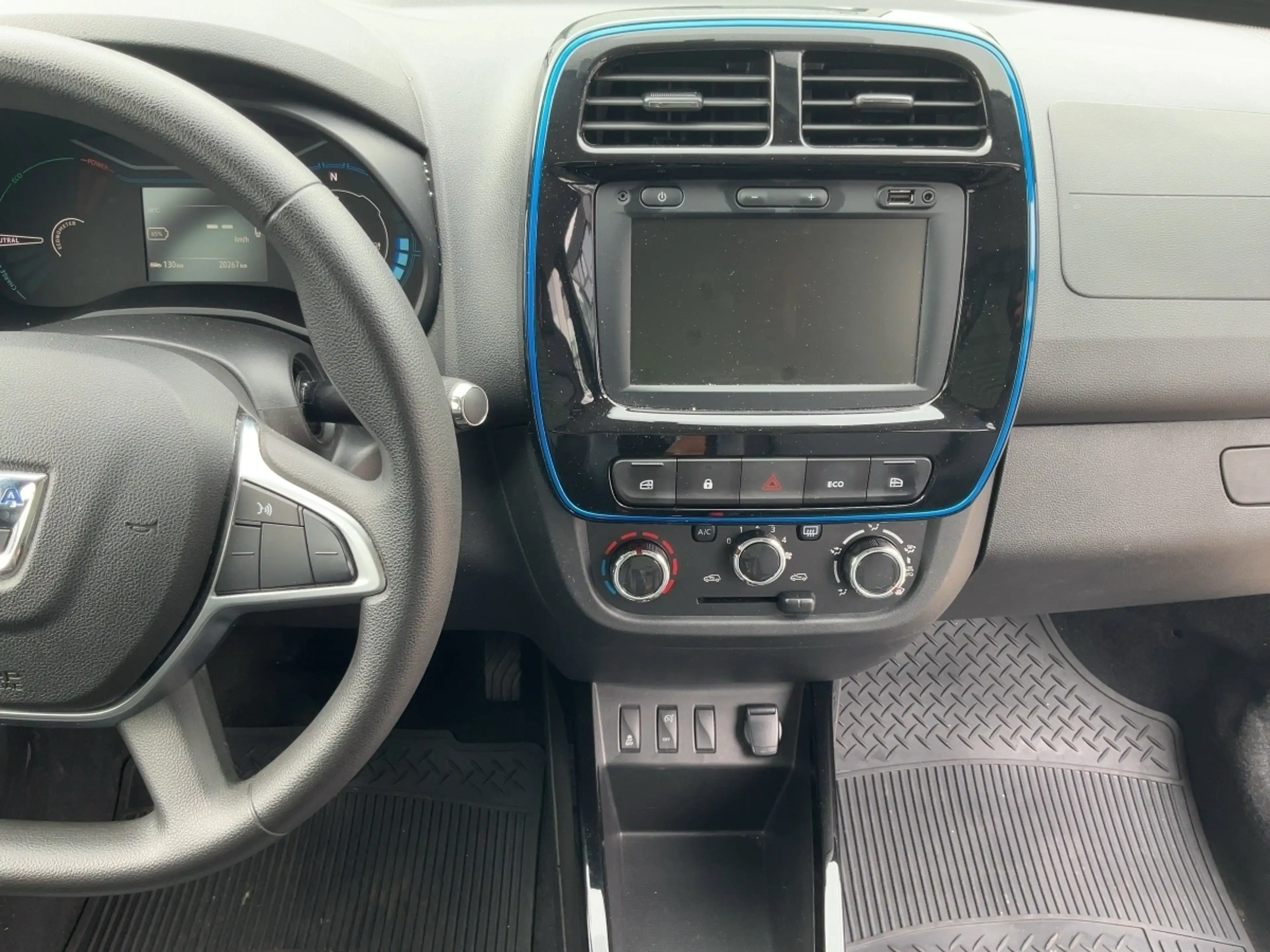Dacia Spring Business — photo 11