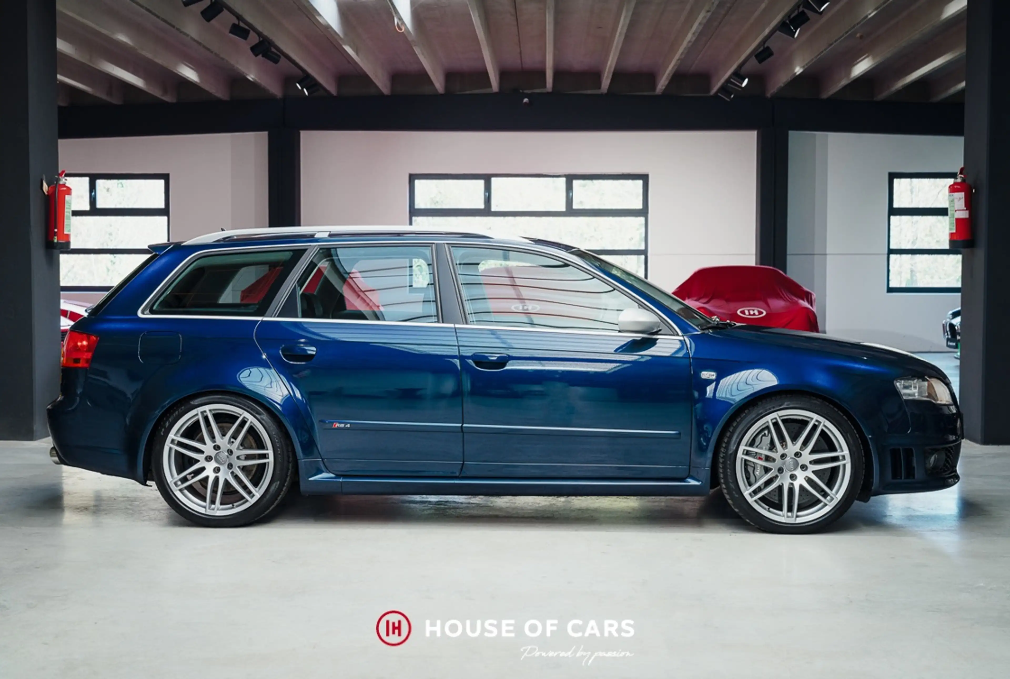 Audi RS4 B7 AVANT MUGELLO BLUE — photo 5