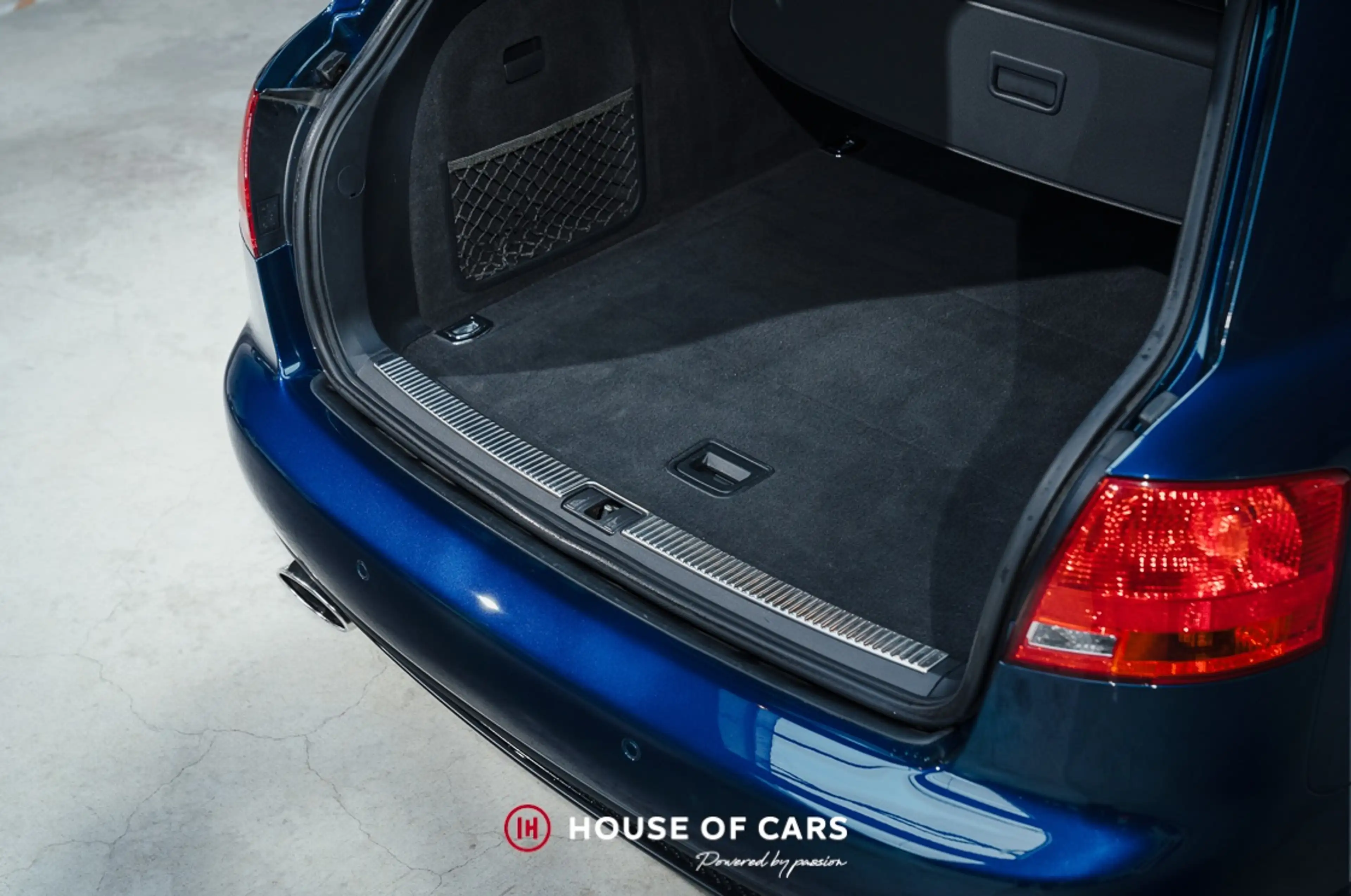 Audi RS4 B7 AVANT MUGELLO BLUE — photo 13