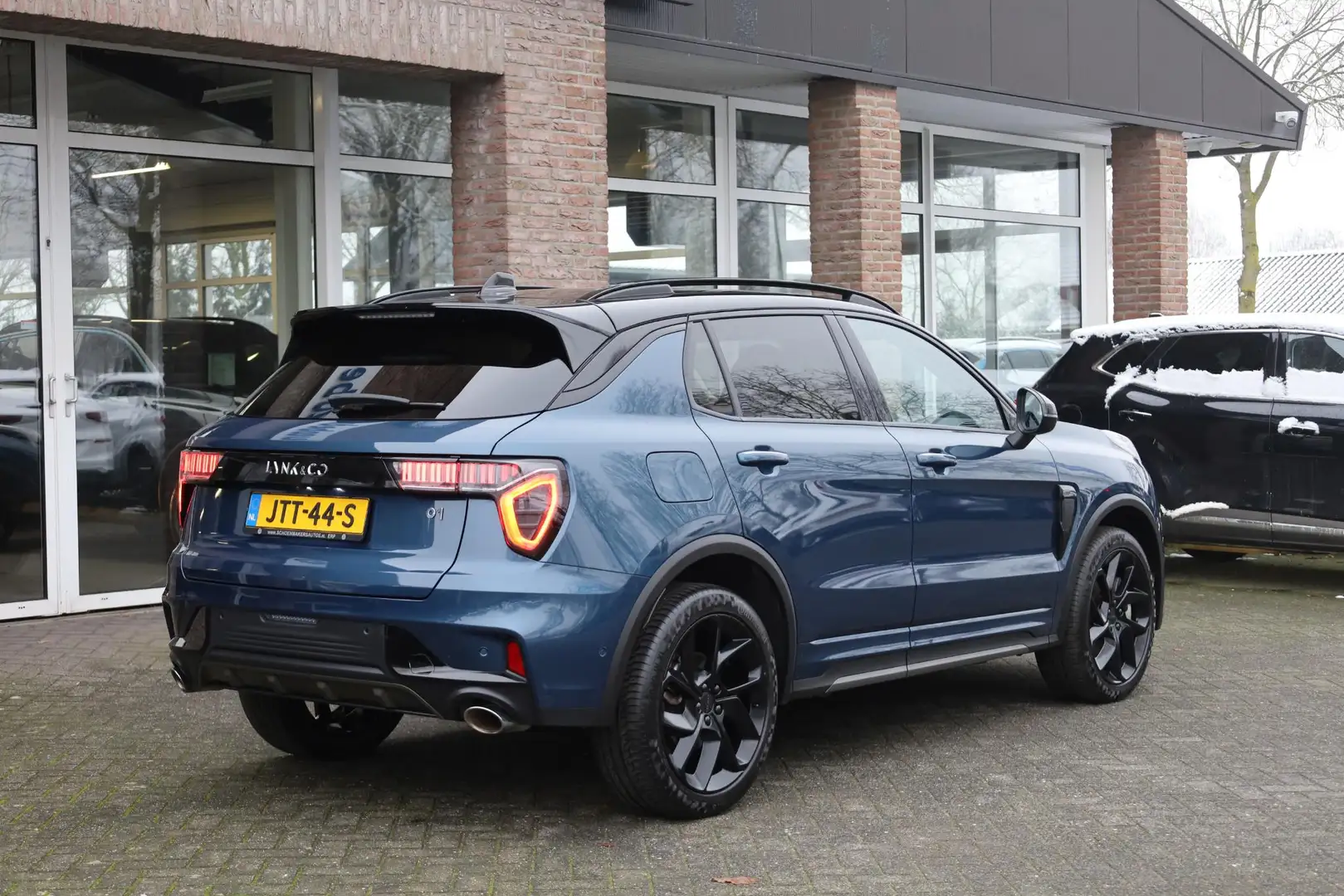 Lynk & Co 01 1.5 261PK! BLACKLINE! 6.6Kwh LADEN! 360-CAMERA STO Blau - 2