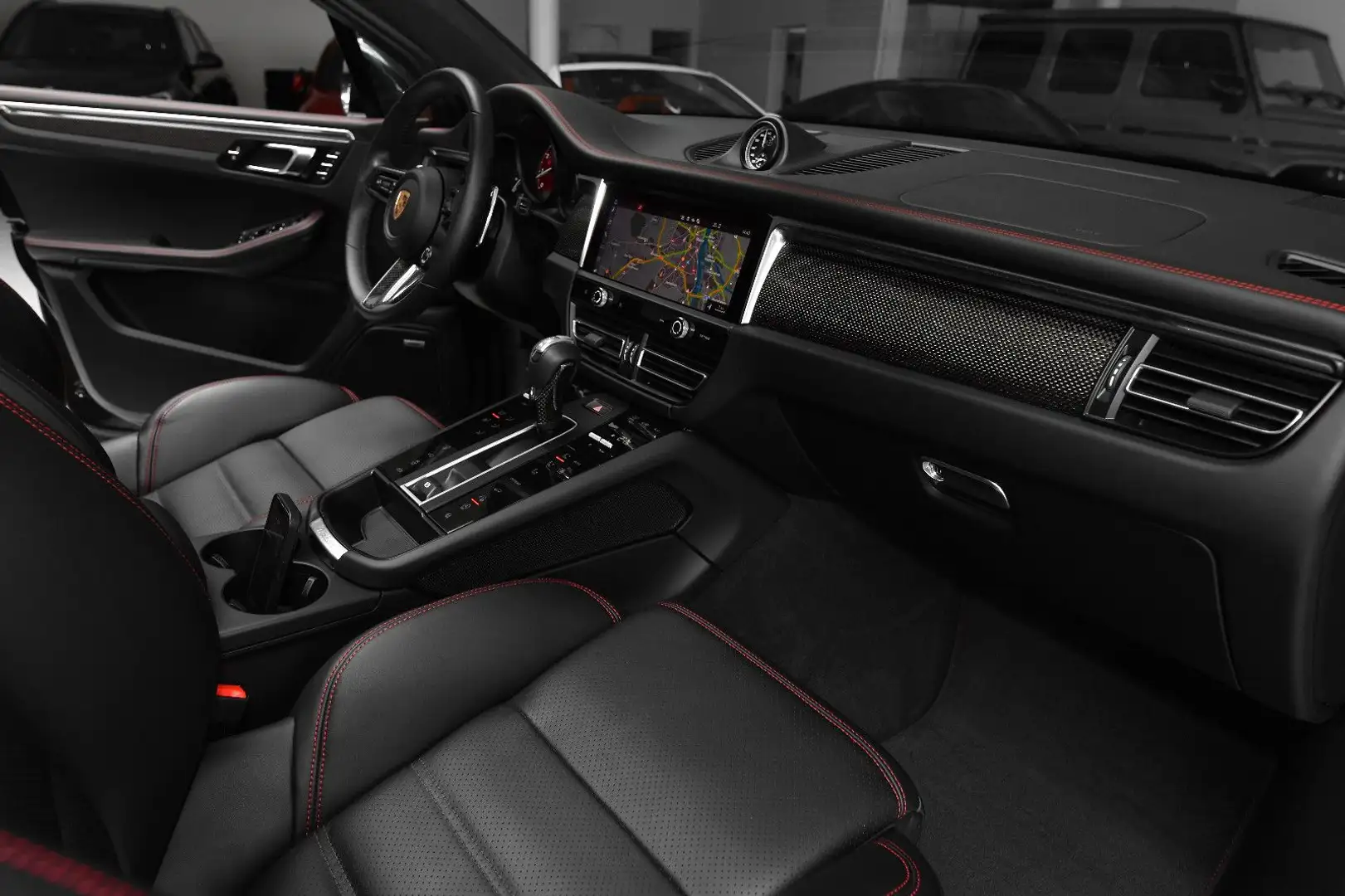 Porsche Macan GTS *Carbon* 1.Hand* Unfallfrei* Gris - 2