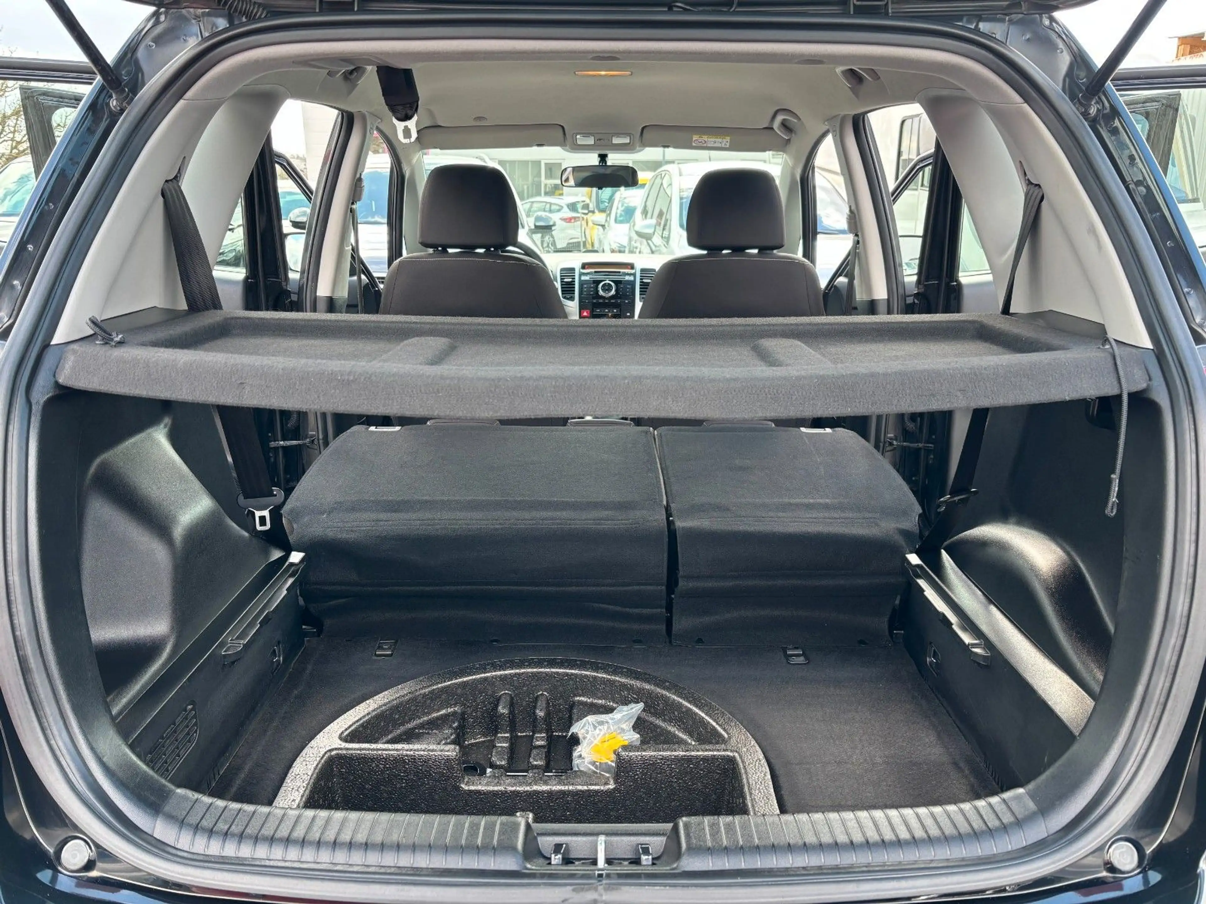 Kia Venga Edition*1.Hd*NAVI*SHZG*AC*Garantie* — photo 11