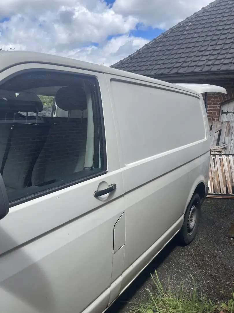 Volkswagen T5 - 2