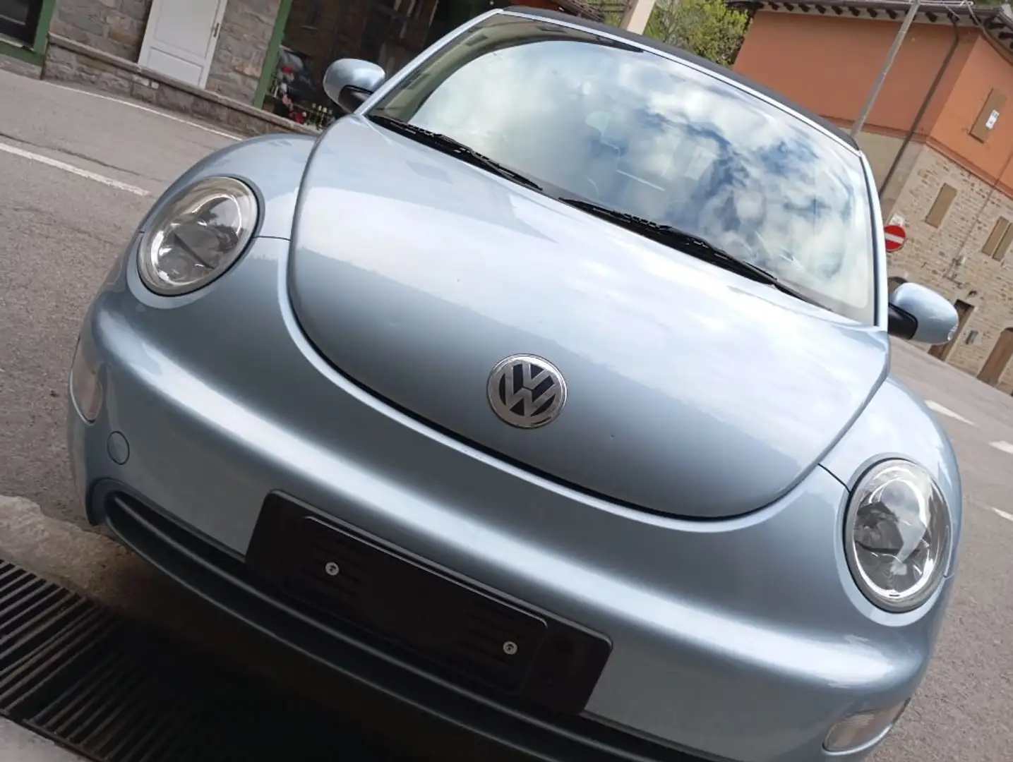 Volkswagen New Beetle 1.600 Cabrio Azul - 1