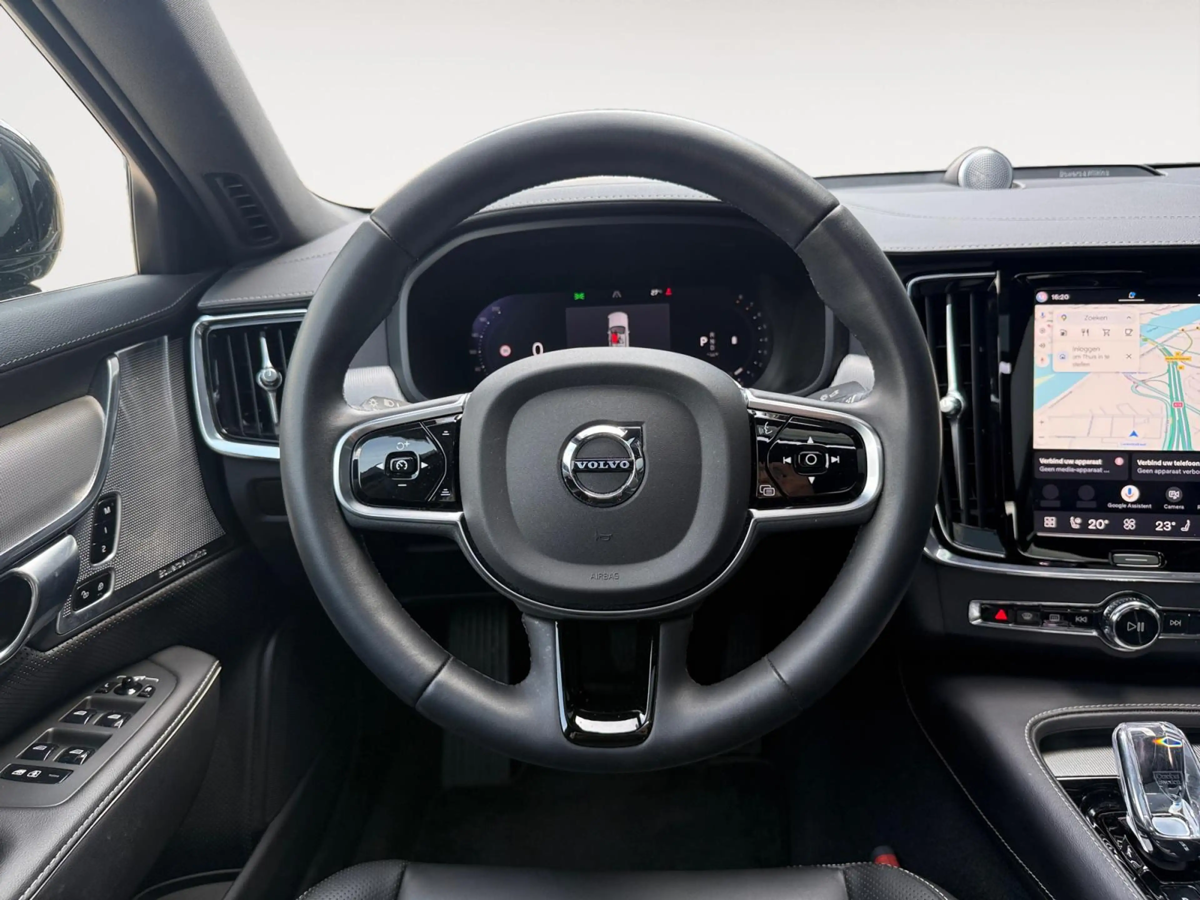 Volvo S90 2.0 B5 Ultimate Bright | Bowers & Wilkins sound | — photo 10