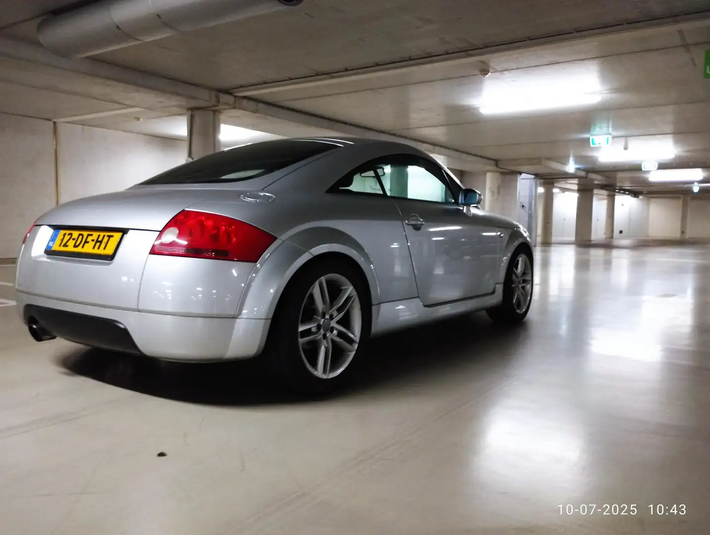 Audi TT TT 1.8 5V Turbo Zilver - 1