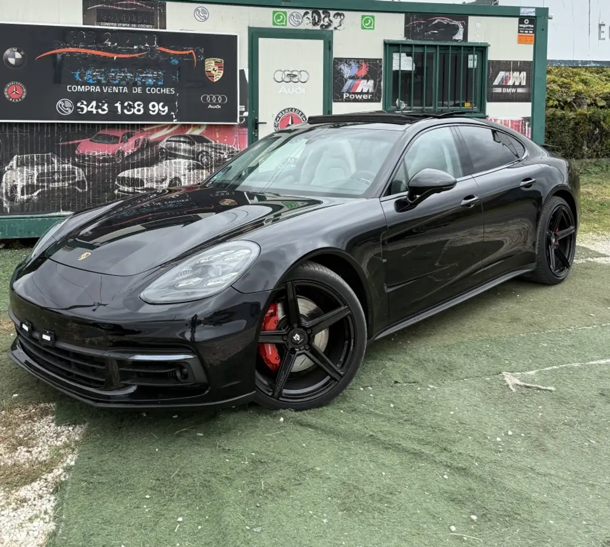 Porsche Panamera 4S Diesel Sport Turismo Noir - 2