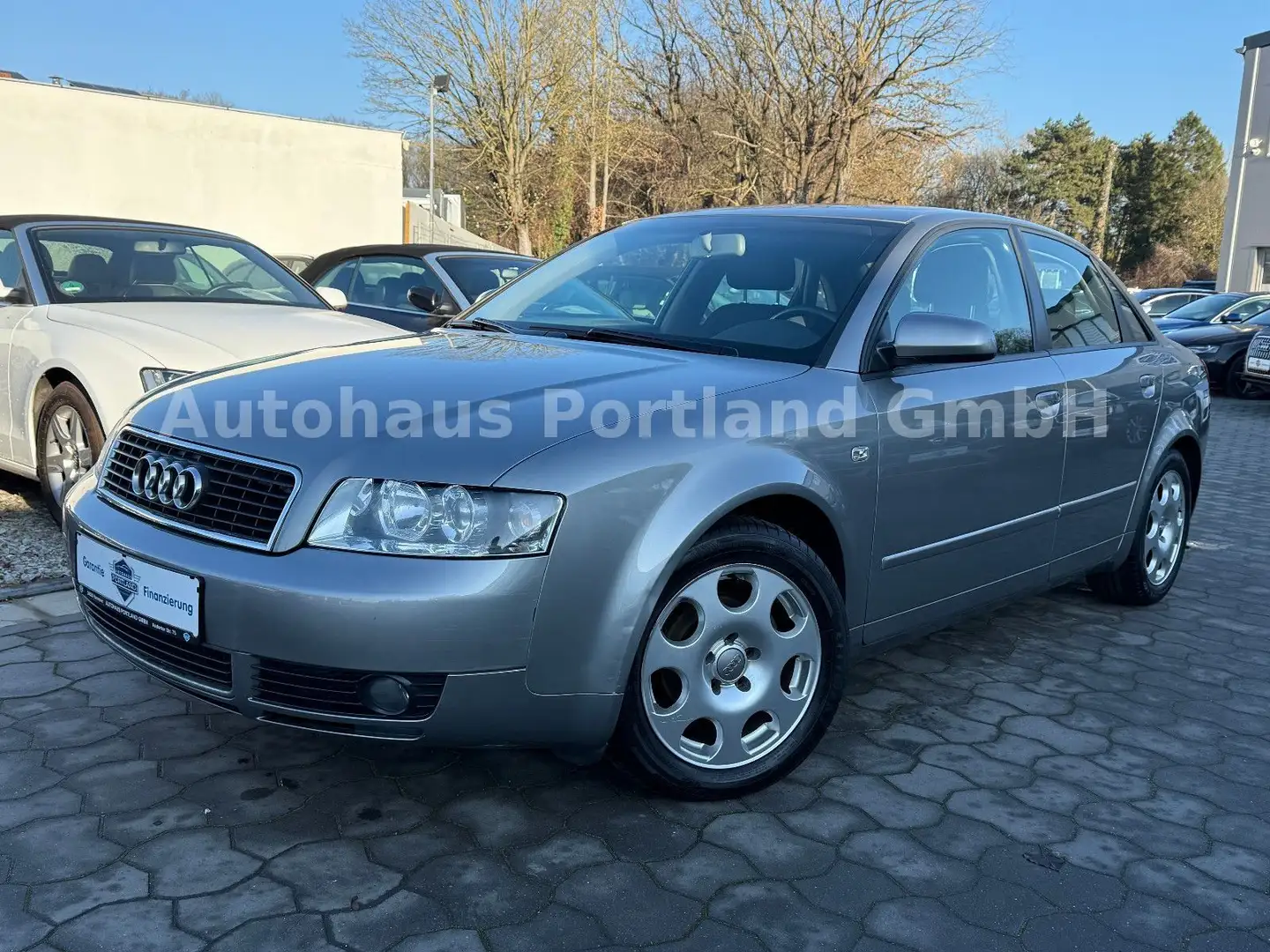 Audi A4 1.6 Lim./1.Hand/S-Heft/80TKM/HU NEU/SHZ/Tempo Gris - 2