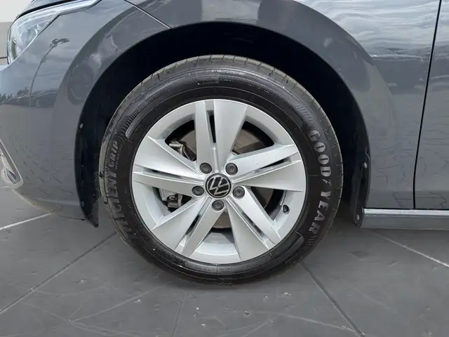 Volkswagen Golf view 15