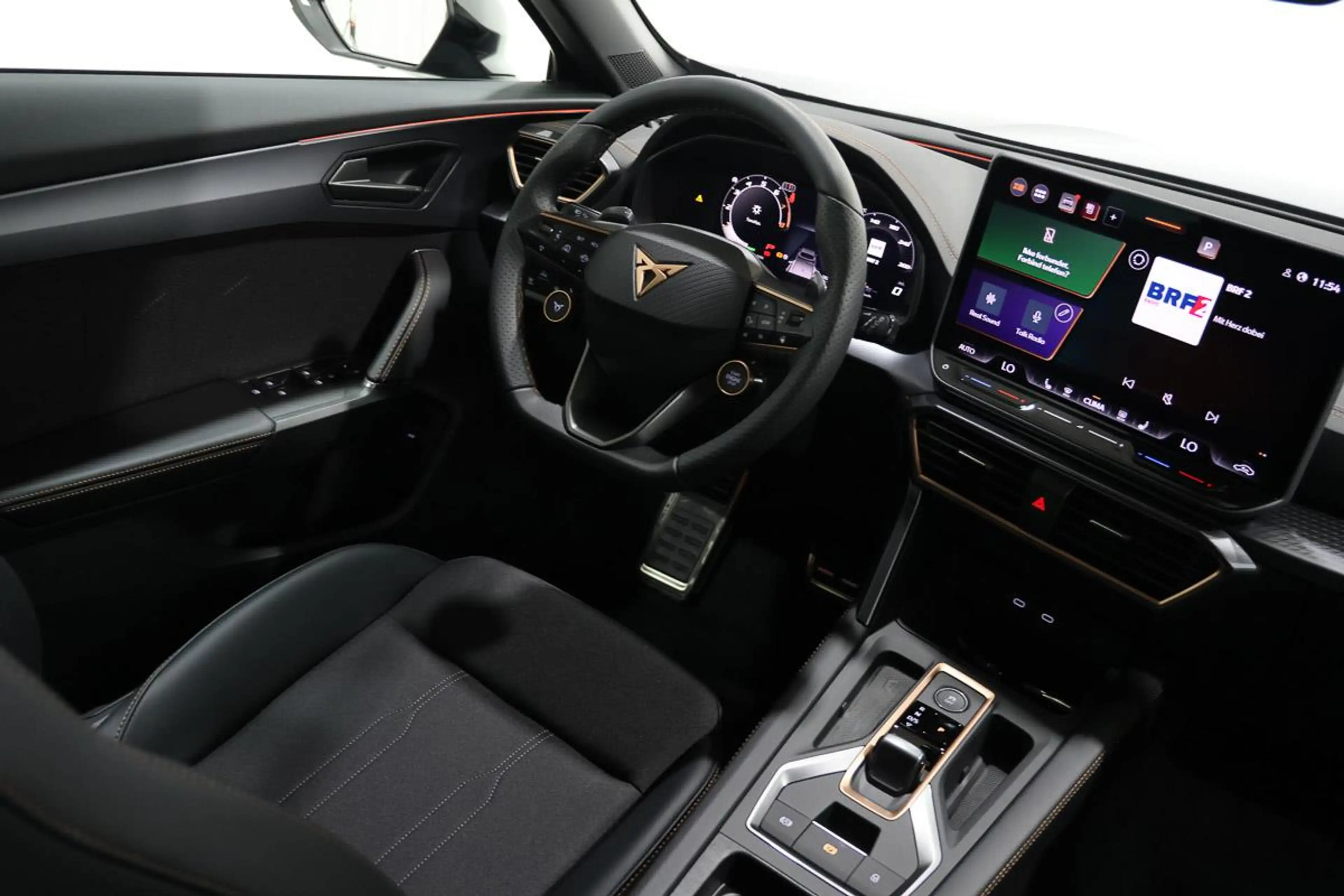 CUPRA Formentor 1.5 eTSI 150 DSG LED SEMI CUIR ACC CARPLAY JA18 — photo 12