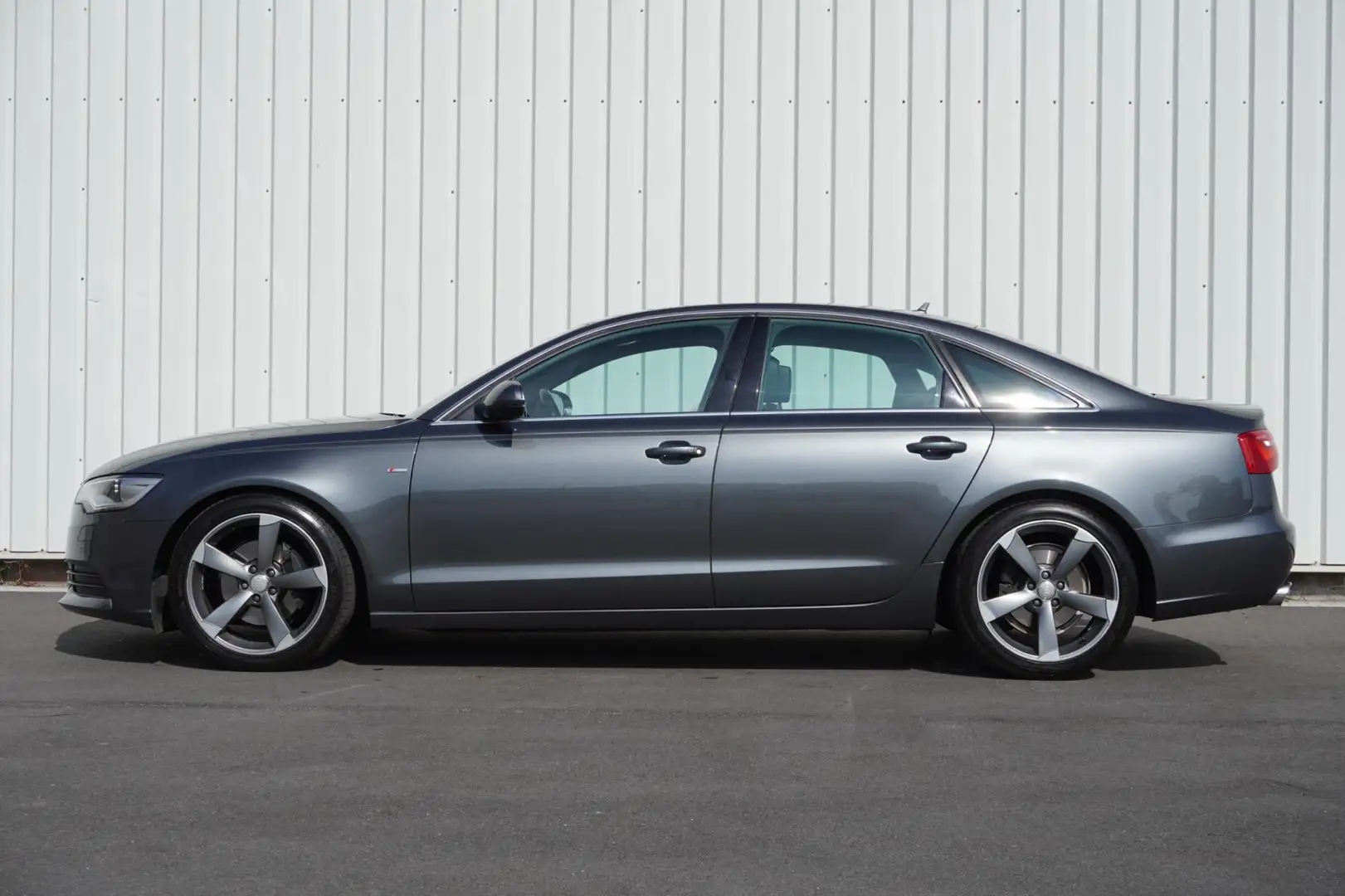 Audi A6 Limousine 2.0 TFSI Pro Line S Automaat | Navigatie Grau - 2