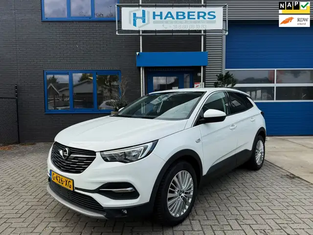 Opel Grandland