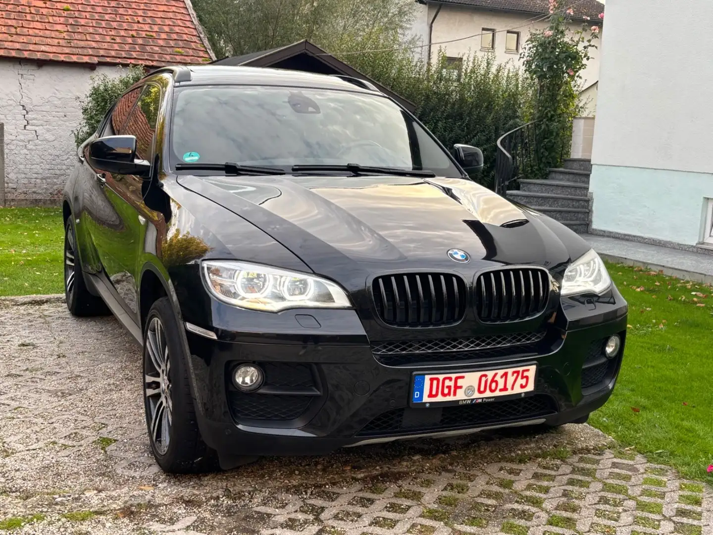 BMW X6 xDrive40 M-Paket+ACC+Sitzk+Head-Up+Lenkradhei Noir - 2