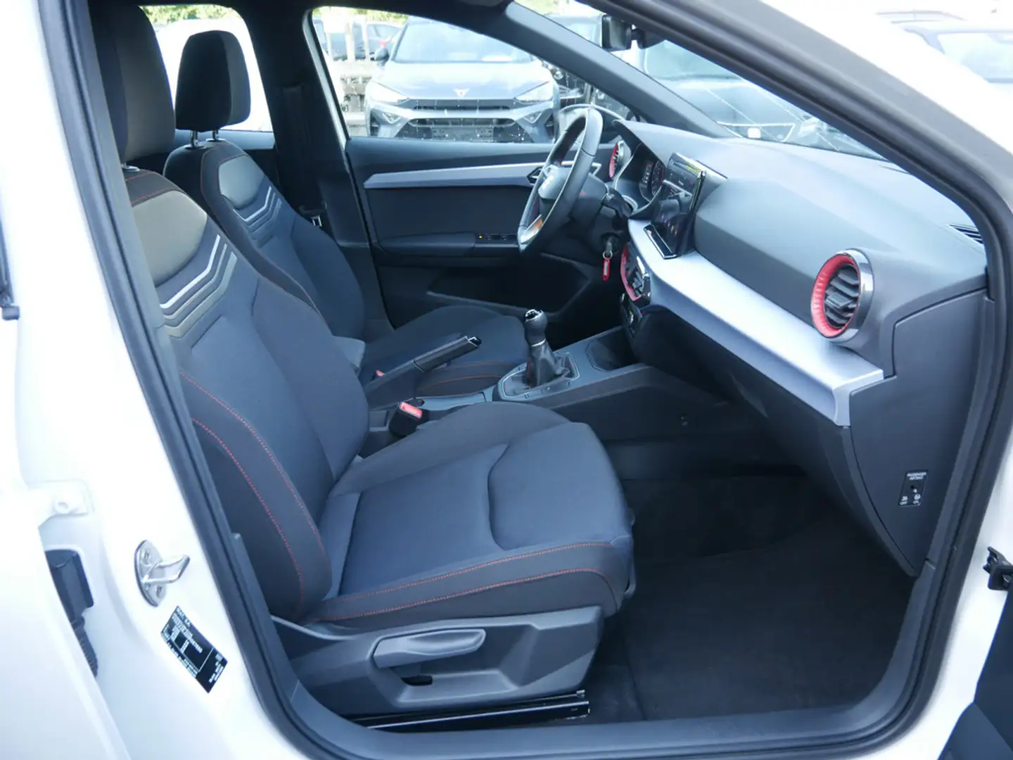 SEAT Ibiza 1.0 TSI FR 18"-LM NAVI ACC FACEL. LED Blanc - 2