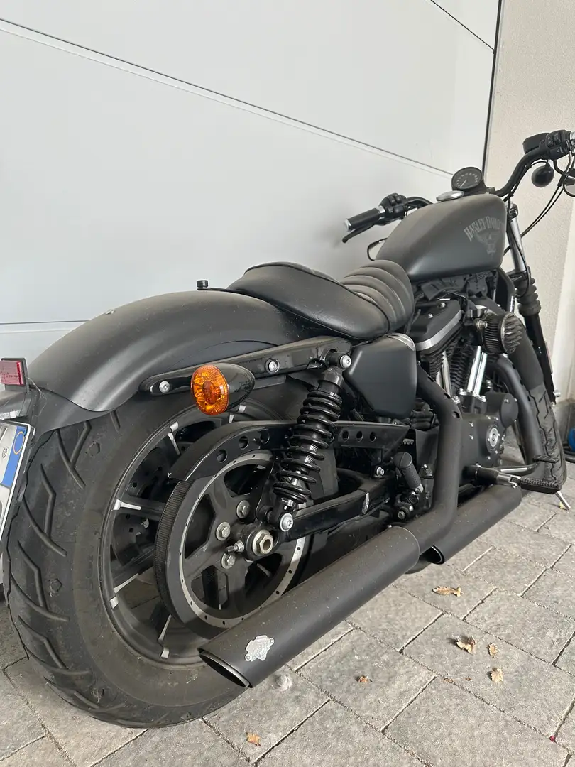Harley-Davidson Iron 883 Sportster 2018 Noir - 1