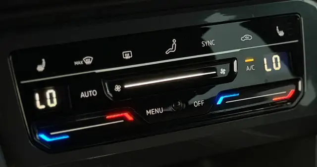 Volkswagen Tiguan Allspace view 10