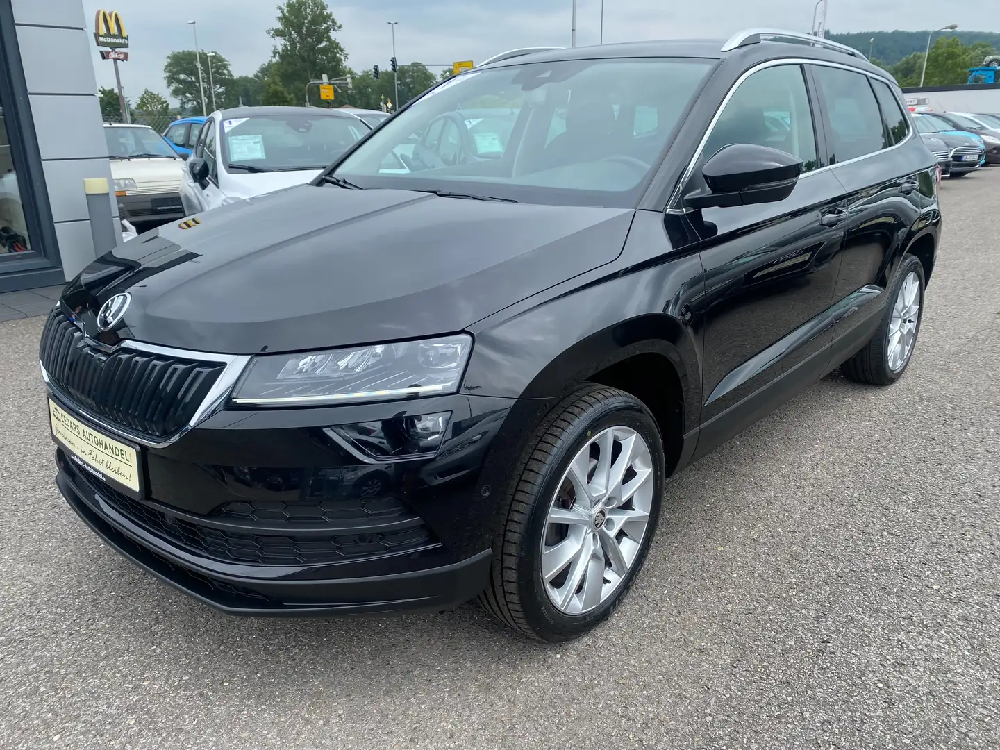 Skoda Karoq 1.5 TSI DSG Style Navi Carplay Kamera LED ACC AHK Negro - 1