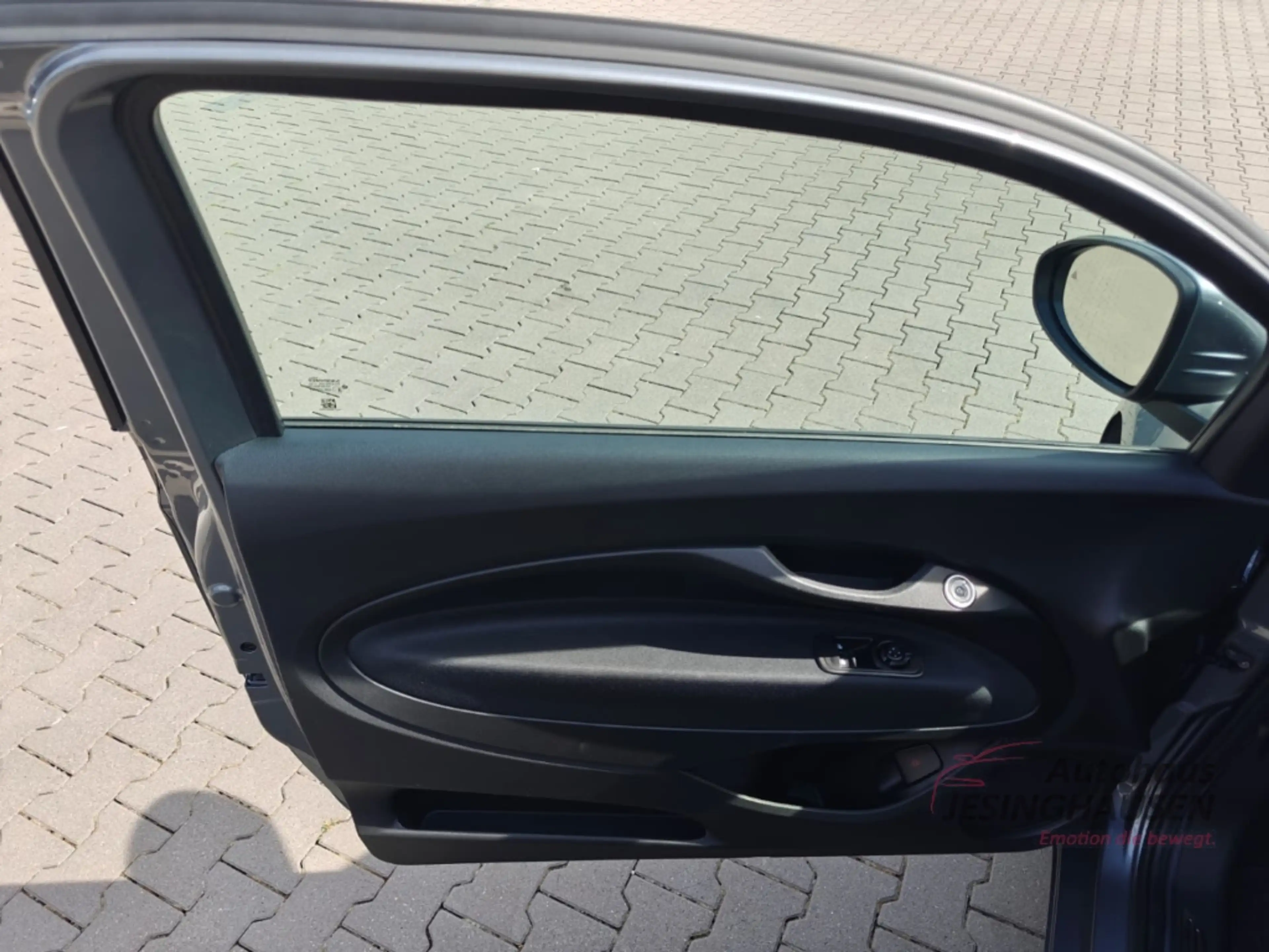 Fiat 500e Sitzh*Apple CarPlay/Android Auto*Komfort-Pak.*Klim — photo 13
