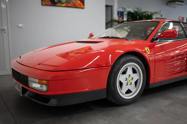 Ferrari Testarossa 5.0.  Certificata Ferrari