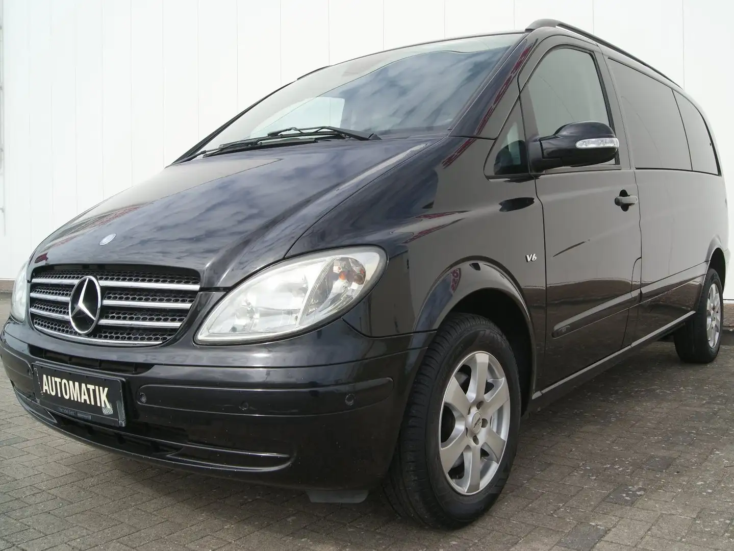 Mercedes-Benz Viano Fun3.0CDIStandheizungKlimaBett,PDC,Glasschiebedach Zwart - 1