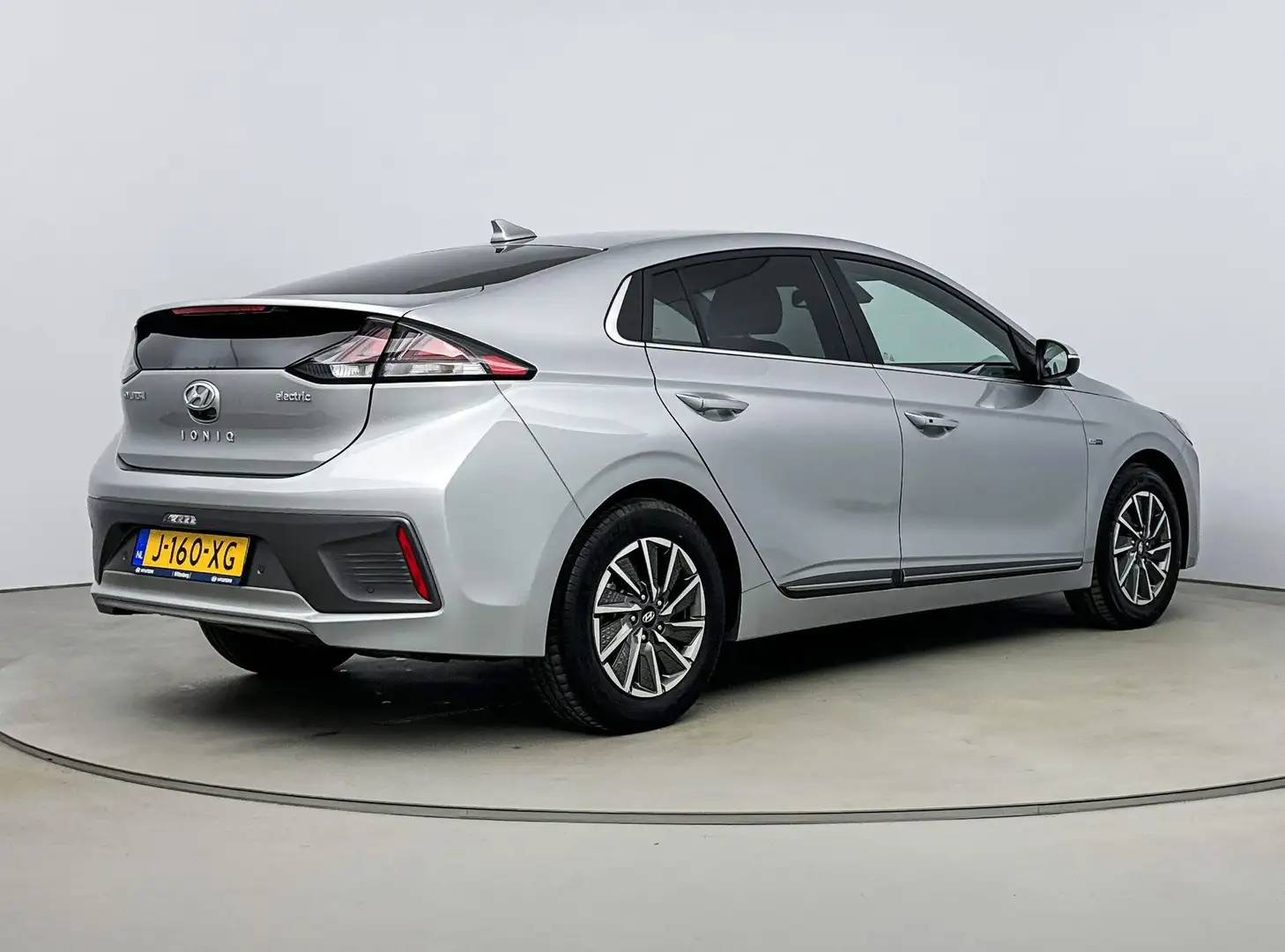 Hyundai IONIQ PREMIUM EV 38 kWh | EXCL. € 2000,- EV SUBSIDIE!!! Grey - 2