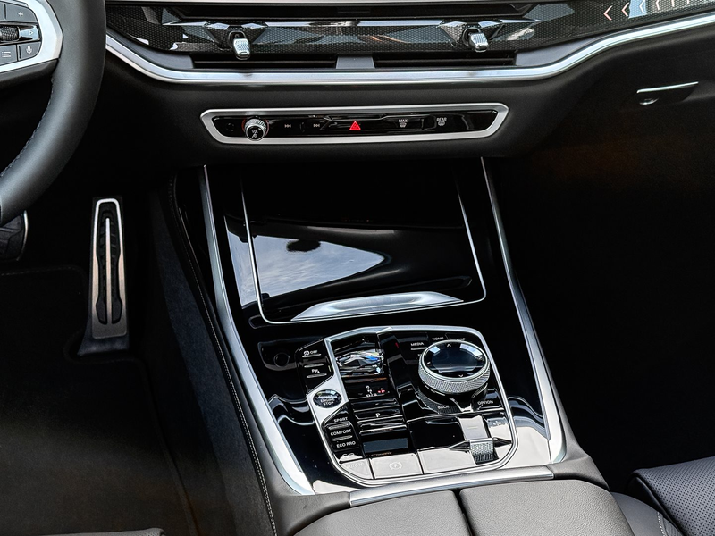 BMW X7 xDrive40d M Sportpaket * Sitzheizung vorne und hin — photo 9