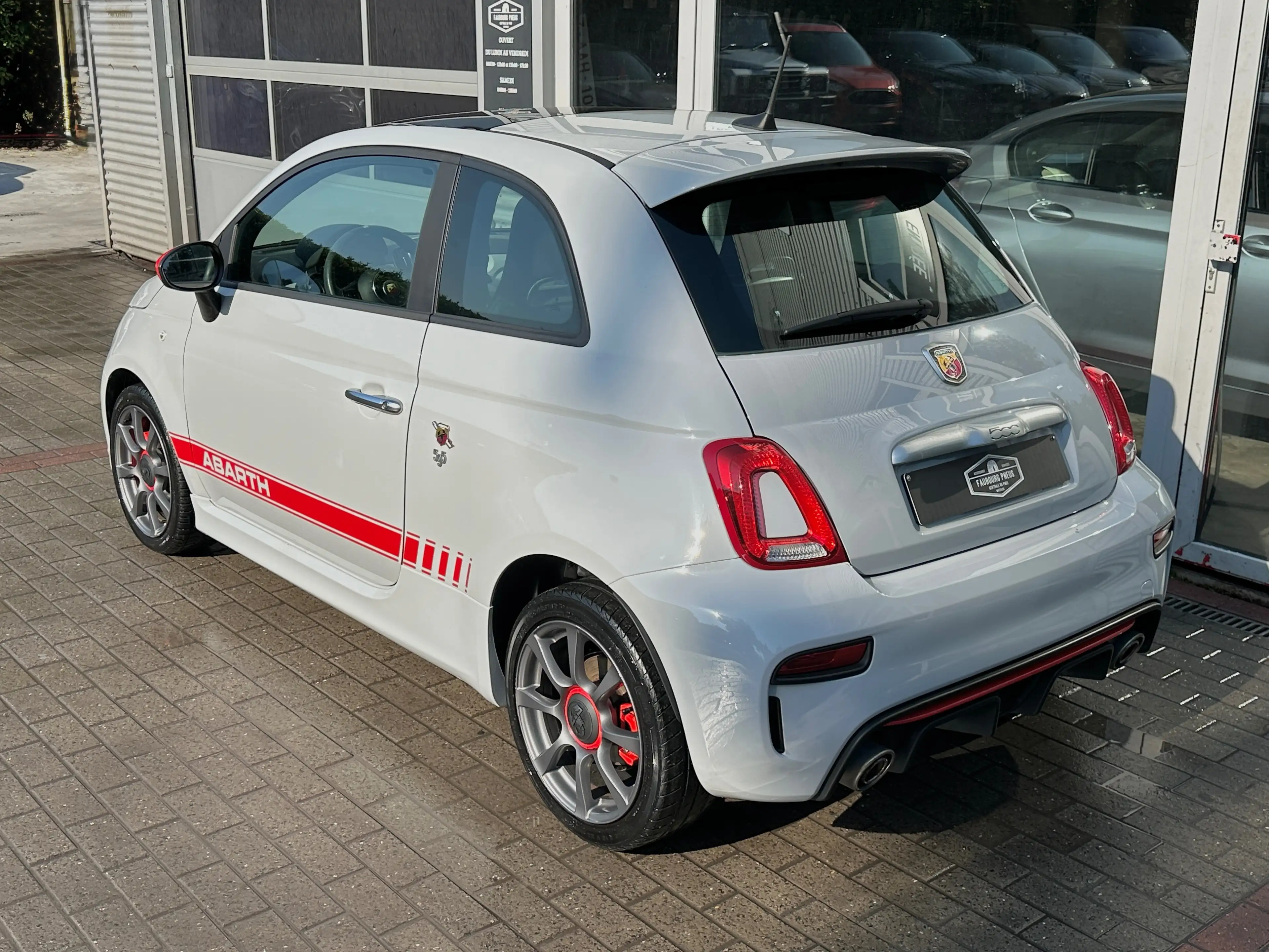 Abarth 500 *1-PROPRIETAIRE*1-OWNER*TOIT-PANO*U-CONNECT*NAVI* — photo 10