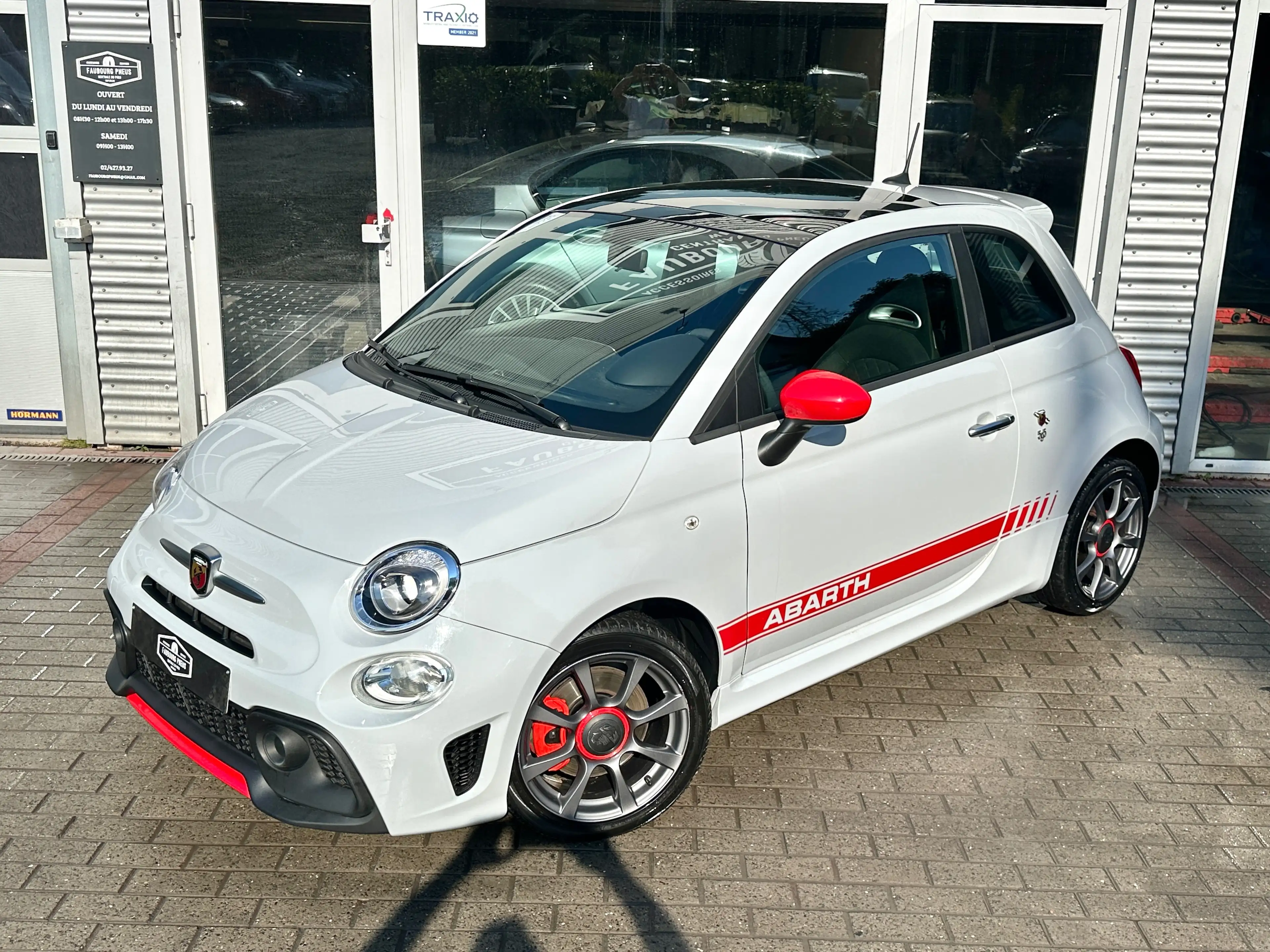 Abarth 500 *1-PROPRIETAIRE*1-OWNER*TOIT-PANO*U-CONNECT*NAVI* — photo 3