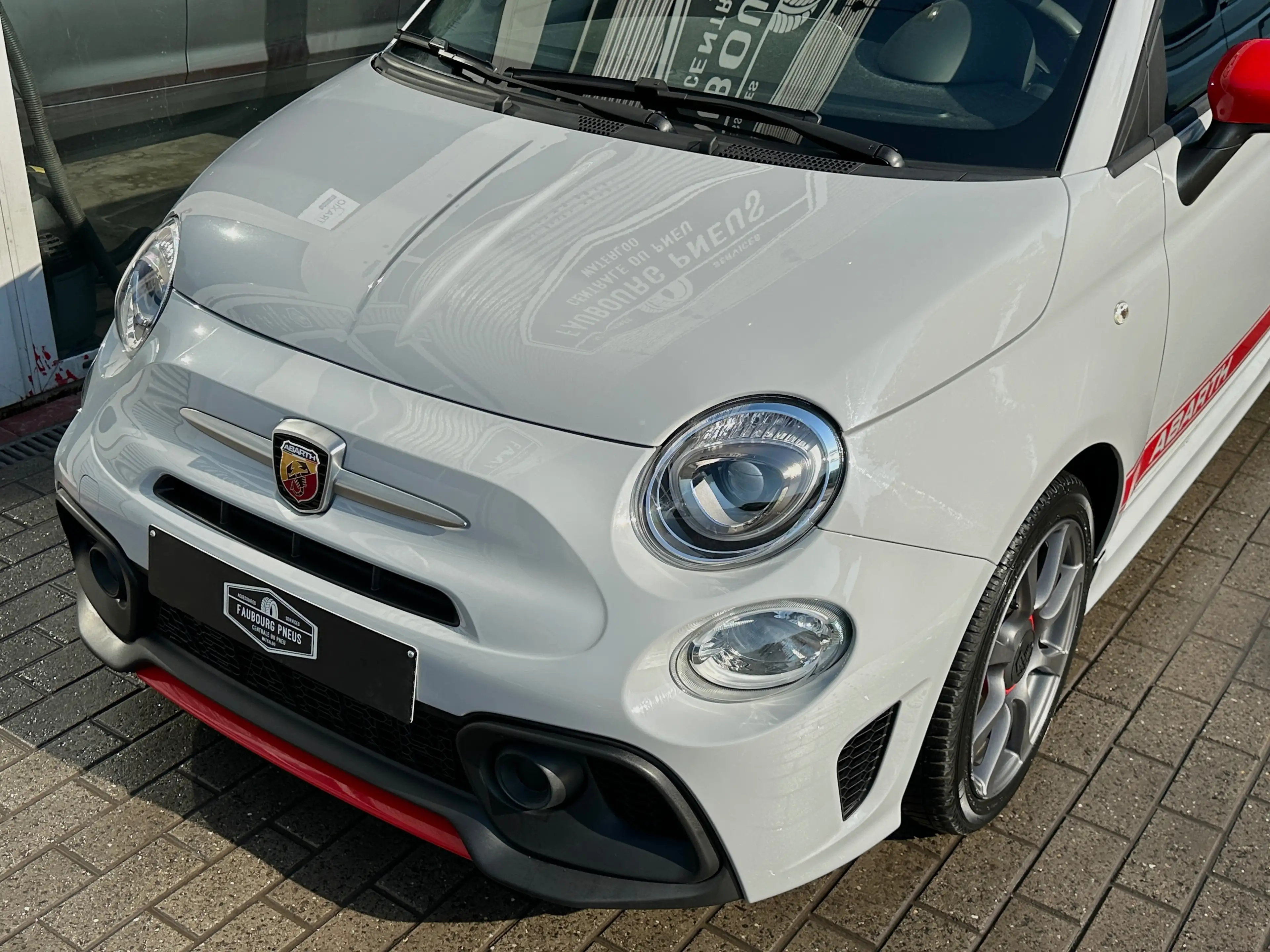 Abarth 500 *1-PROPRIETAIRE*1-OWNER*TOIT-PANO*U-CONNECT*NAVI* — photo 8