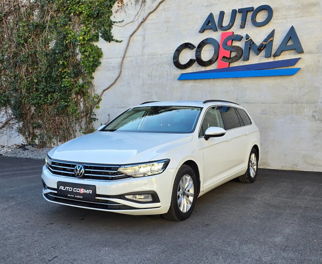 Volkswagen Passat Variant Business Weiß - 1