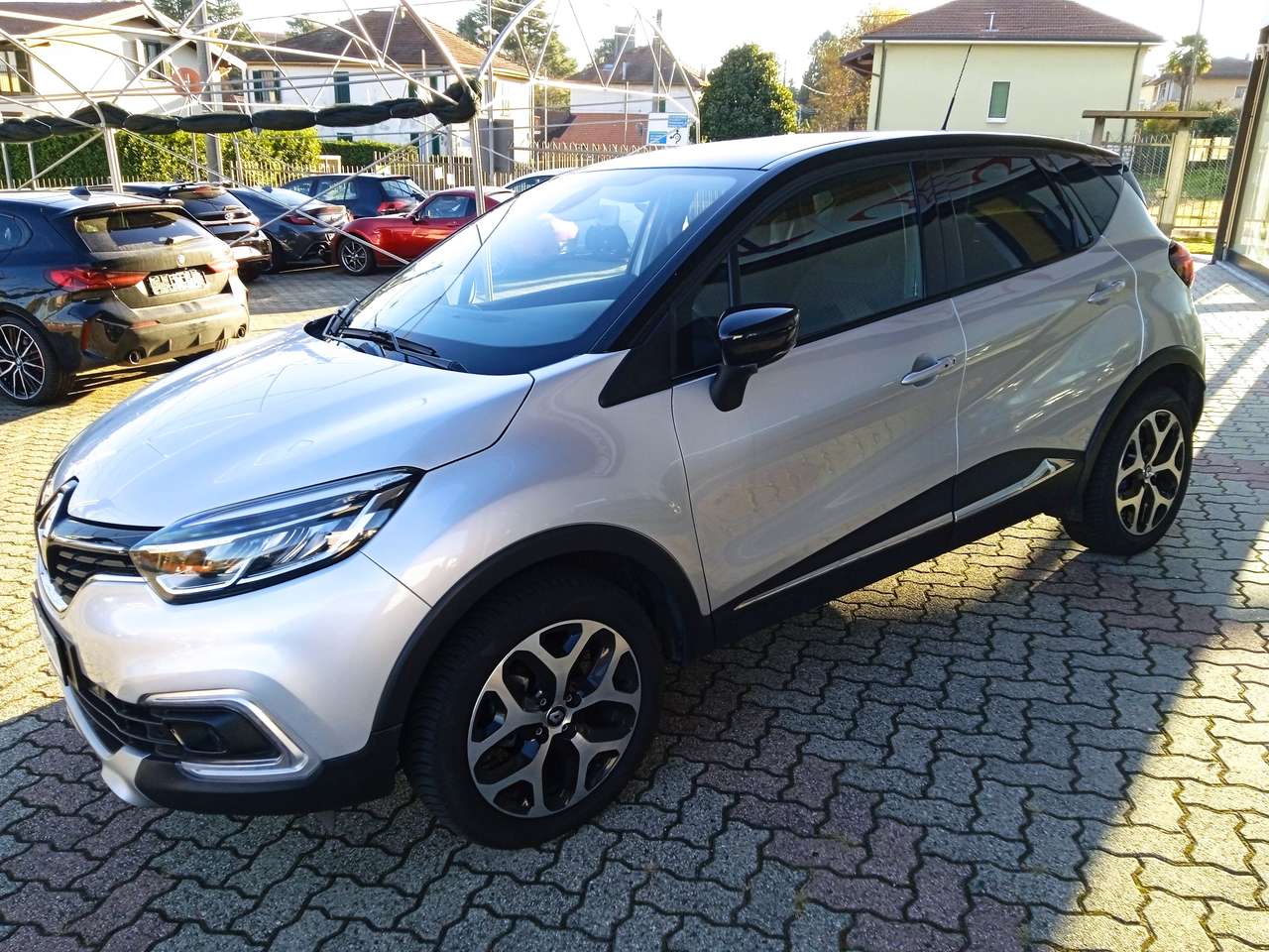 Renault Captur INTENS tce 17"RETROCAMERA SENS PARK DOPPI