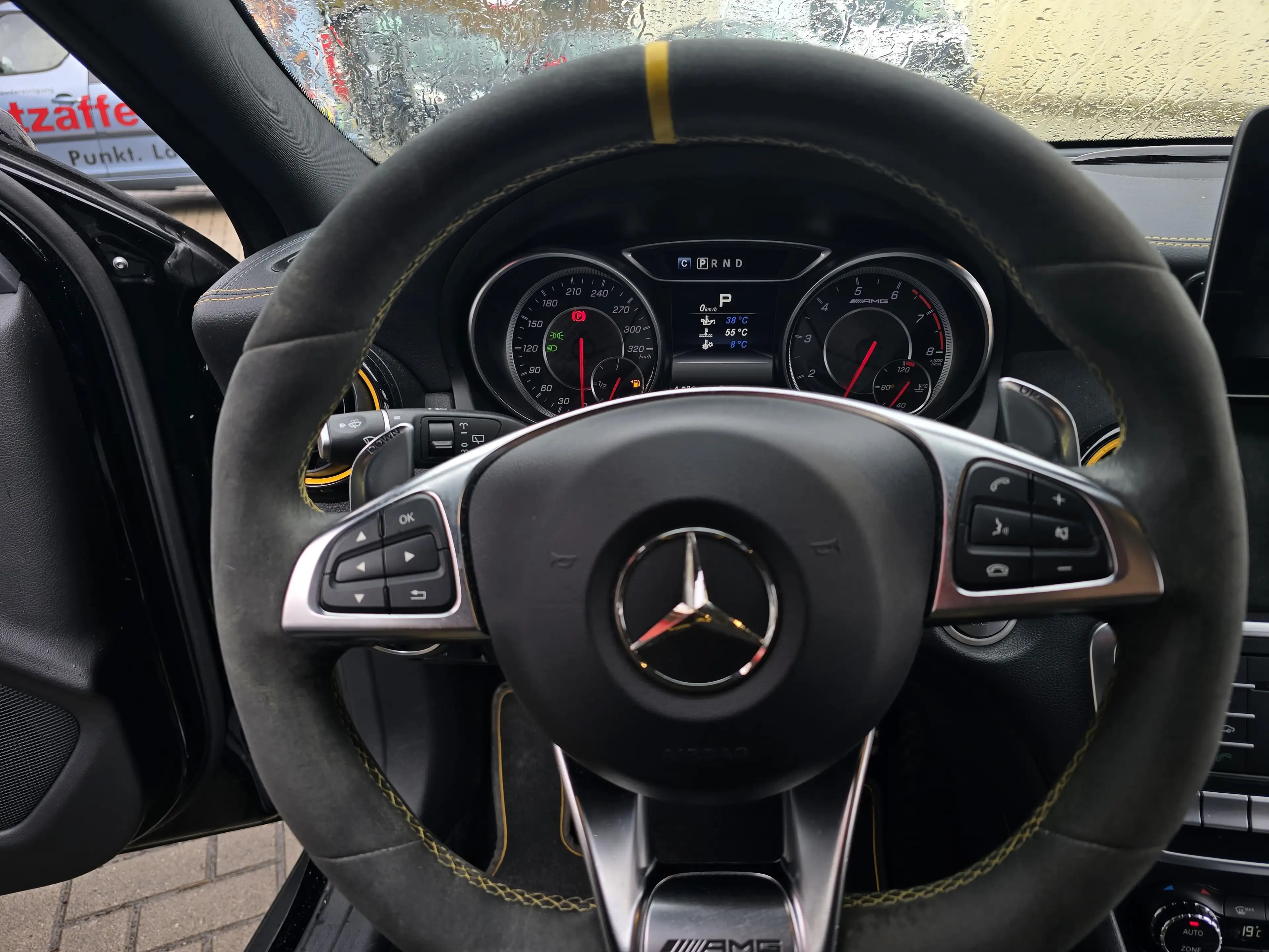 Mercedes-Benz GLA 45 AMG GLA45 AMG 4Matic Yellow Night/EditionONE! — photo 15