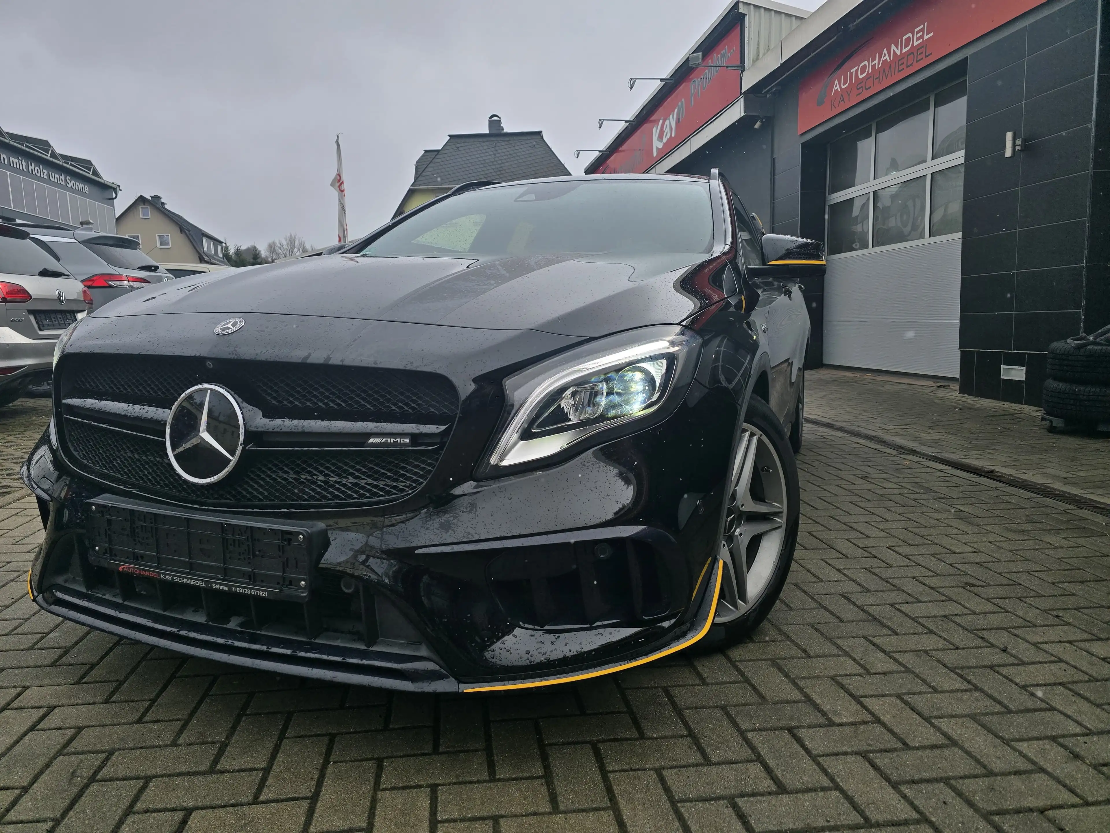 Mercedes-Benz GLA 45 AMG GLA45 AMG 4Matic Yellow Night/EditionONE! — photo 3