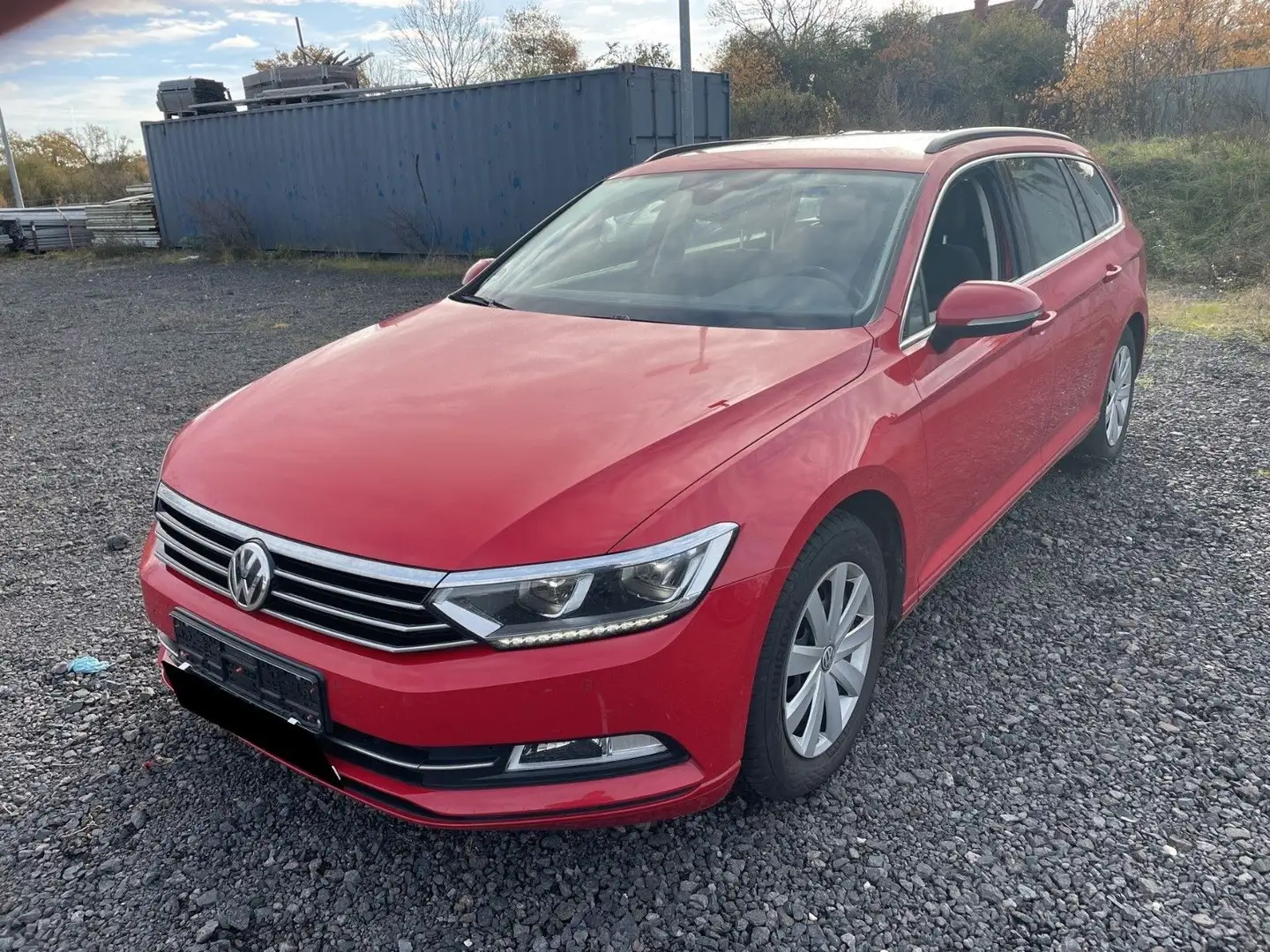 Volkswagen Passat Variant Passat DSG Comfortl. 8FACH ACC RKAM PANO LED AHK Rouge - 1