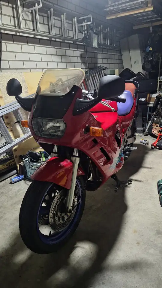 Suzuki GSX 600