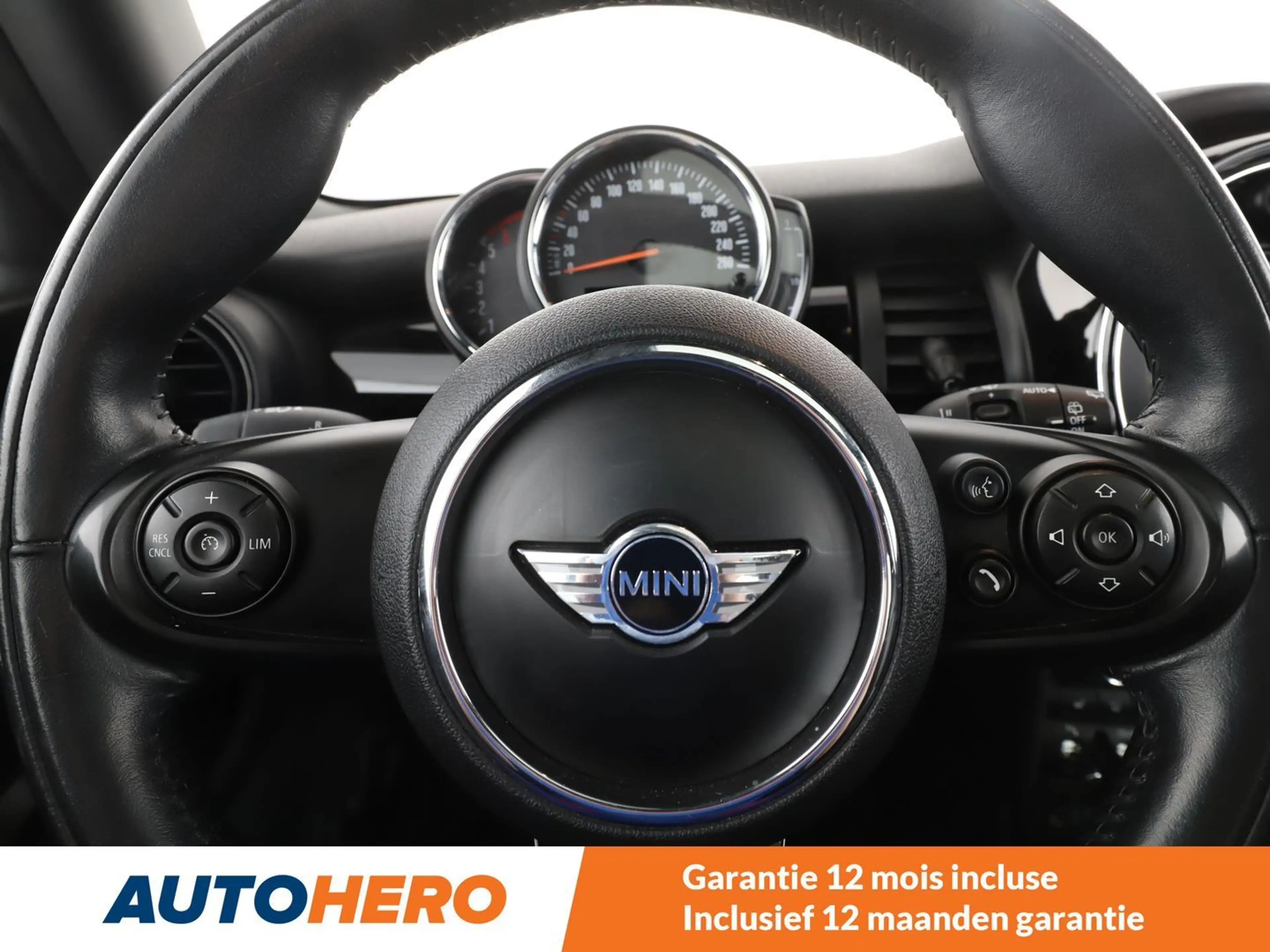 MINI Cooper D Cooper D — photo 8
