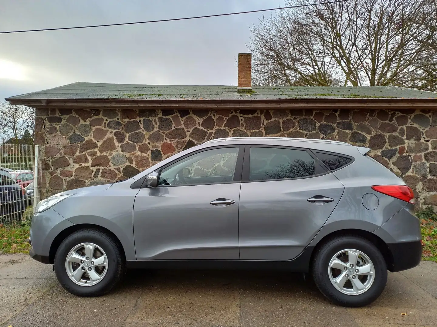 Hyundai iX35 Comfort 2WD- 1 Hand Grau - 2
