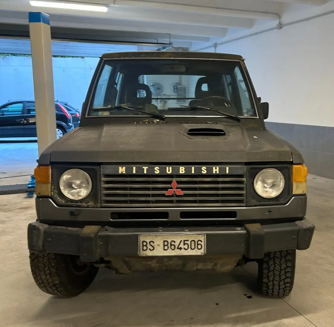 Mitsubishi Pajero 2.5TD Grigio - 2