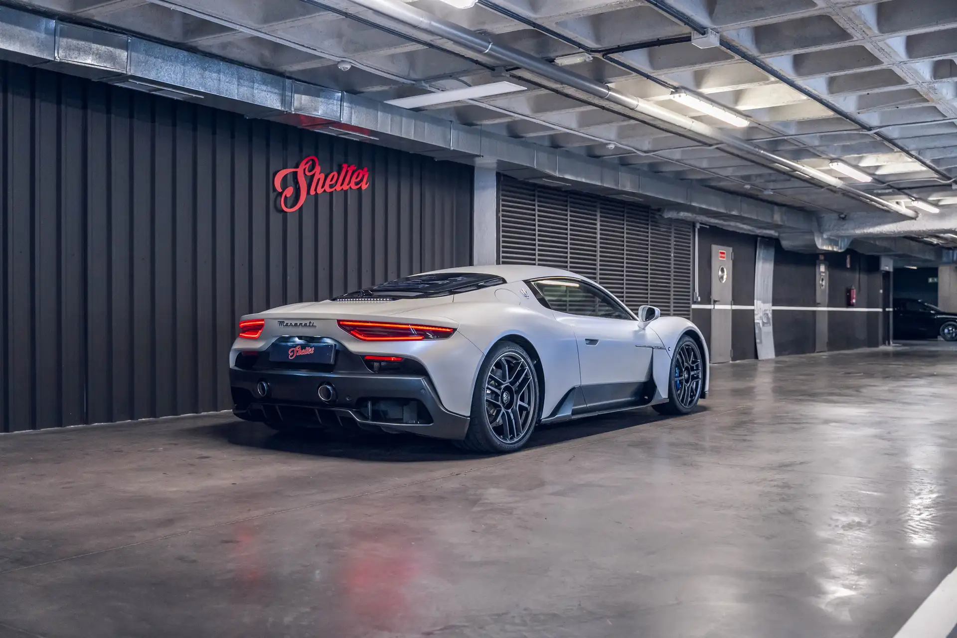 마세라티 MC20 Coupe 2021 화이트 사진 3