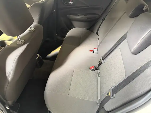 Suzuki Swift view 13